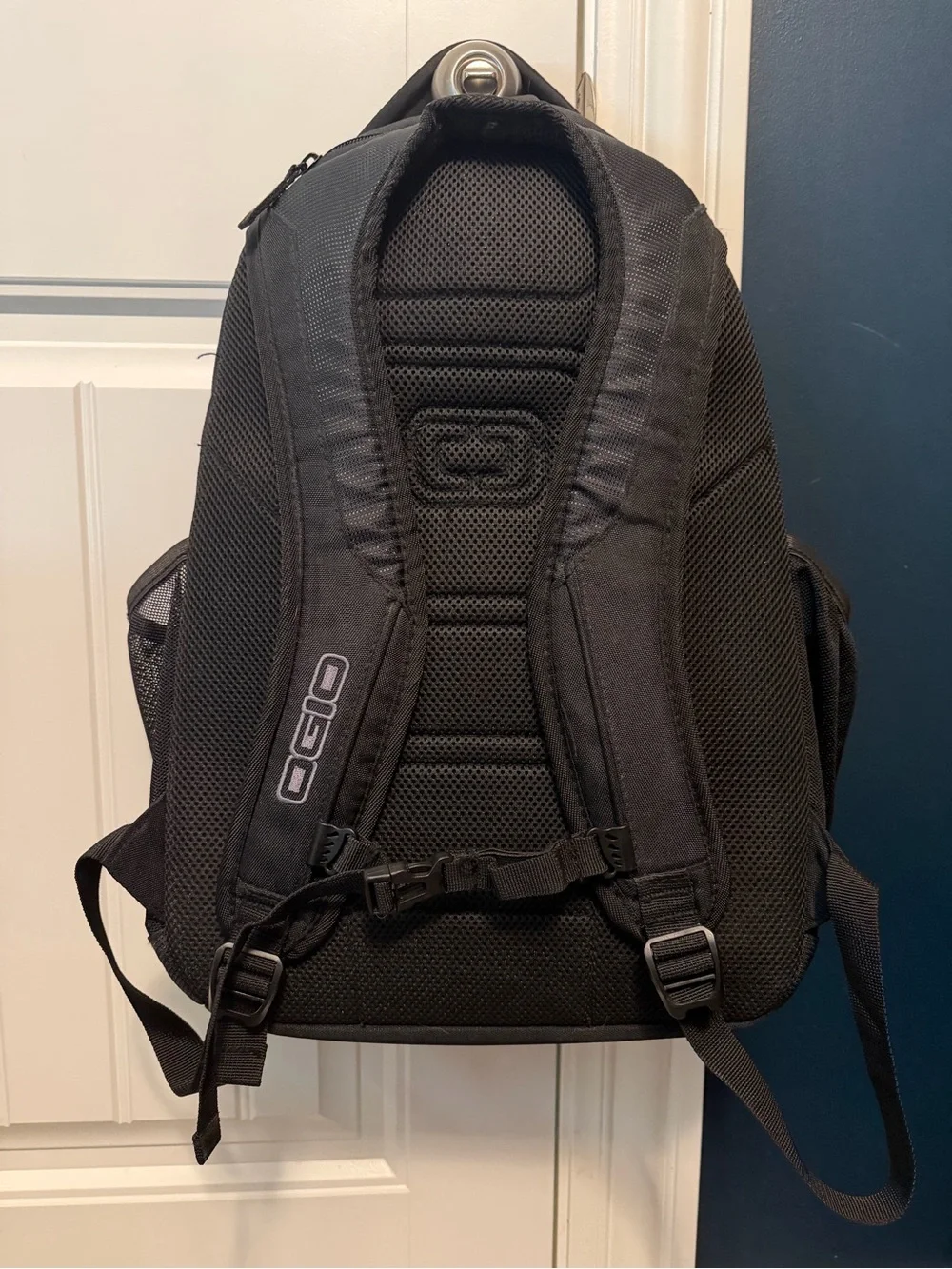 Black Men’s Backpack with Logo